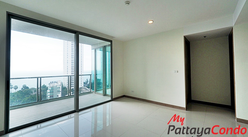 Riviera Wong Amat Condo For Sale - RW40-3