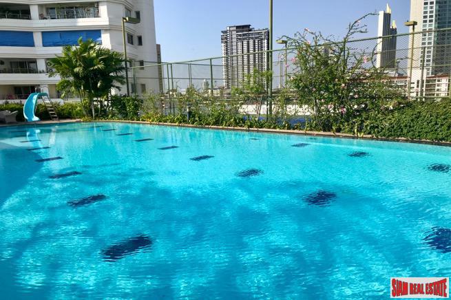 Saichol Mansion | Three Floor Penthouse with Stunning 360 Degree Panoramic View of the Chaopraya River