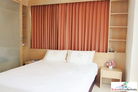 Excellent location 1 bed plus 1 working room in Sathorn. Life at Sathorn 10.-3