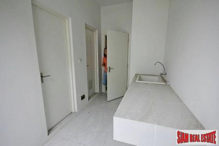 Setthasiri Krungthep Kreetha | New Designer Home with 4 Bedrooms and 318 Sqm.-11