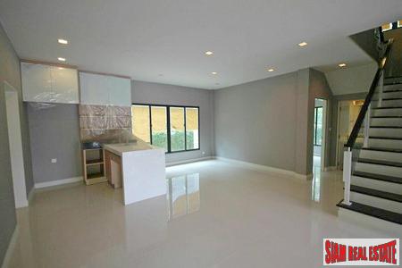Setthasiri Krungthep Kreetha | New Designer Home with 4 Bedrooms and 318 Sqm.-5