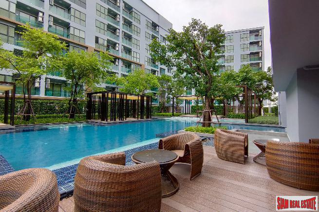 Ready to Move in Resort Style Low-Rise Condo next to Canal at Sukhumvit 50, BTS Onnut - 1 Bed Units - Up to 33% Discount and Full Furnished!-0