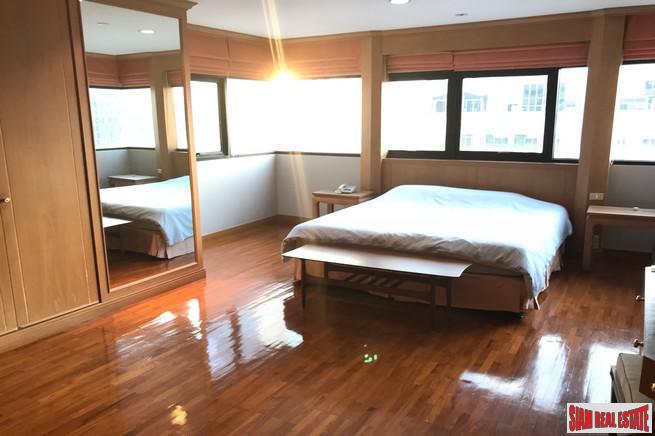 Sathorn Gardens | River and City Views from this Three Bedroom Condo for Rent at Sathorn, Bangkok-3