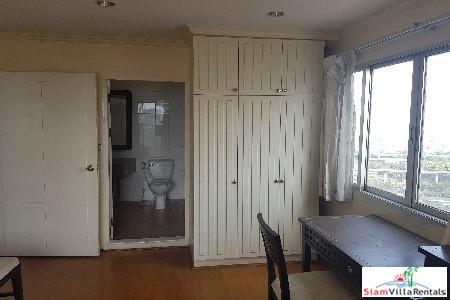Witthayu Complex | Large Two Bedroom Condo near BTS Phloen Chit-13
