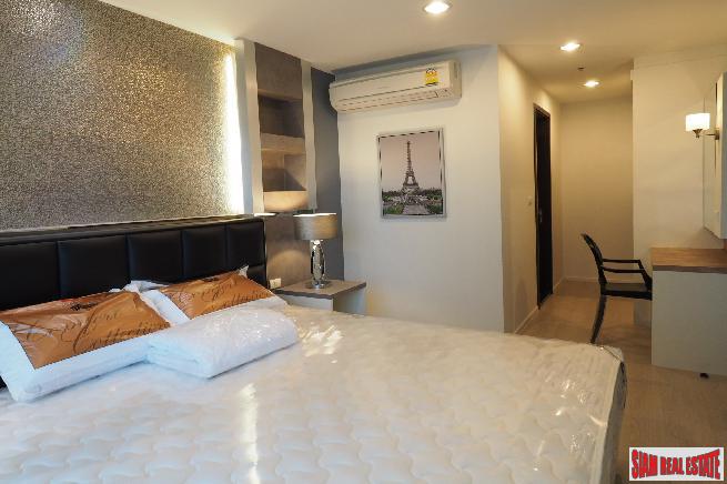 Rhythm Narathiwas | Two Bedroom Corner Unit with City Views for Rent in Sathorn-8
