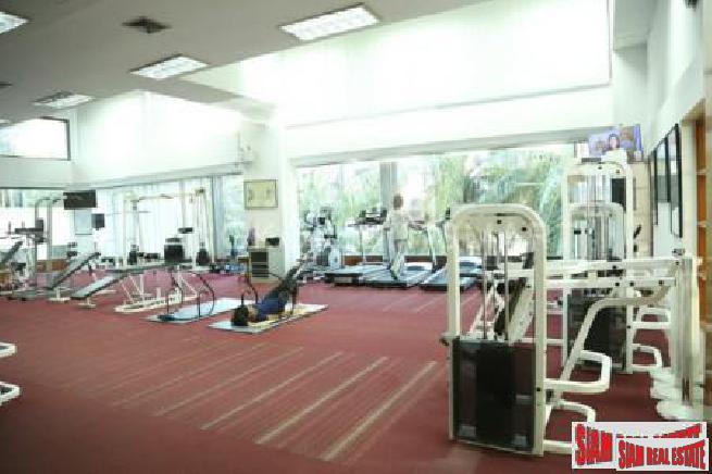 Supalai Place | Large Newly Renovated 2 Bed Condo with Balcony at Sukhumvit 39, Phrom Phong-27