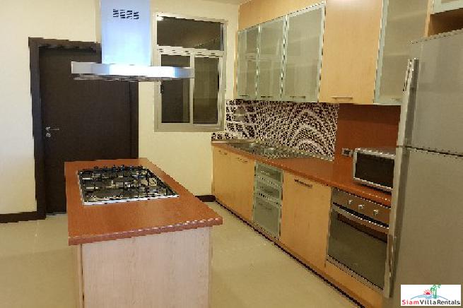 Grand Mercure Bangkok Asoke Residence | Convenient and Extra Large Three Bedroom Condo for Rent-11
