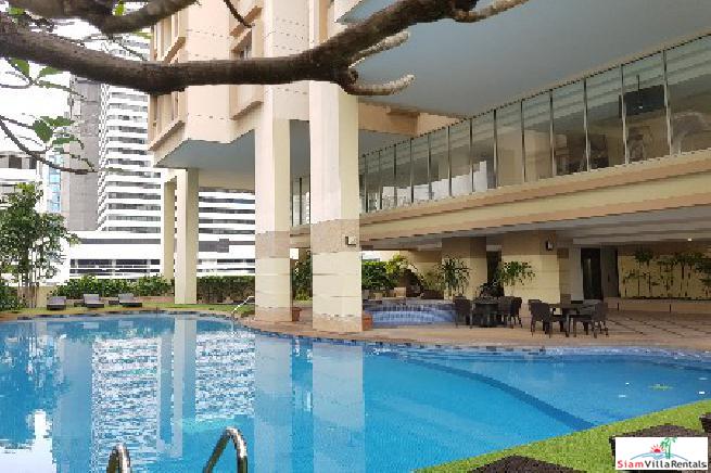 Grand Mercure Bangkok Asoke Residence | Convenient and Extra Large Three Bedroom Condo for Rent-17