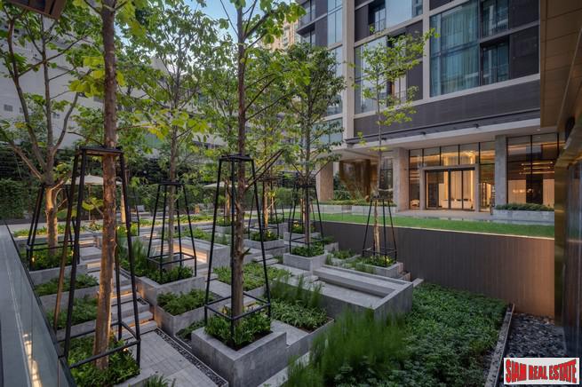 Newly Completed Ultra Luxury High-Rise Condo at Chidlom in the Pathumwan Area - Up to 25% Discount and Rental Guarantee 5% for 2 Years! Studio Units-20