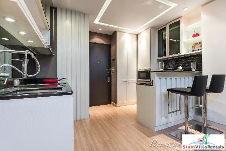 Skywalk Condo | Fantastic City Views from this Contemporary Two Bedroom Condo in Phra Khanong-14