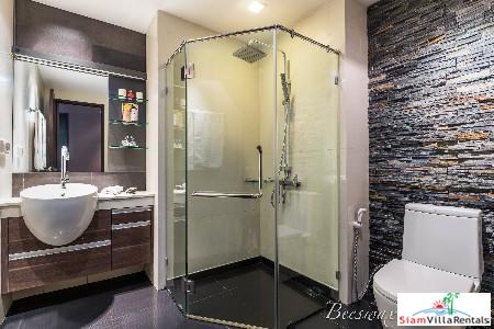 Skywalk Condo | Fantastic City Views from this Contemporary Two Bedroom Condo in Phra Khanong-5