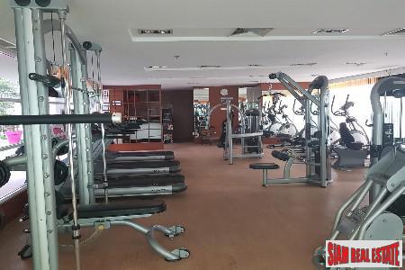 Baan Rajprasong Bangkok | Large Corner One Bedroom Condo for Sale in Lumphini-2