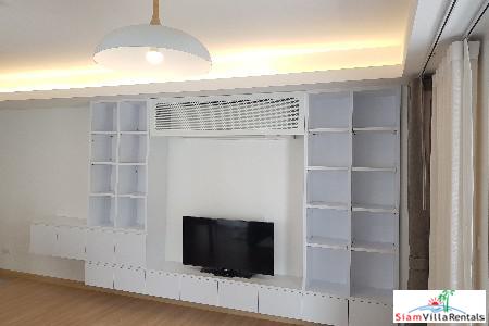 Azure Sukhumvit 39 | Bright and Airy Two Bedroom Condo for Rent on Sukhumvit 39-6