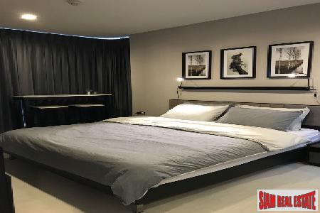 Rhythm Sukhumvit 36-38 | Furnished Contemporary Two Bedroom Condo for Rent-7