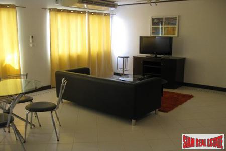 Witthayu Complex | Spacious One Bedroom on the 19th Floor in Phetchaburi, Bangkok-3