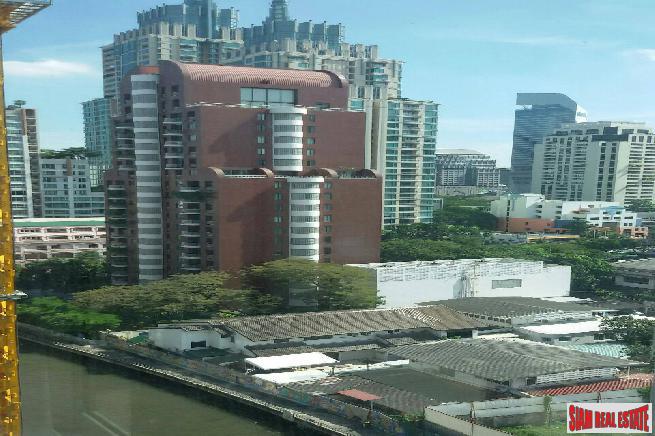 Manhattan Chidlom | Nicely Decorated 2 Bed Condo with Canal Views in Chidlom-4