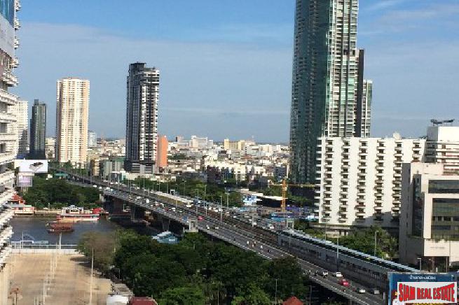 Rhythm Sathorn | Views of the River from the 15th Floor One Bedroom Apartment for Rent-13