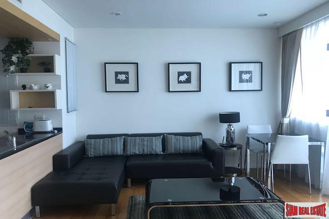 Wind Condo Soi 23 | One Bedroom Conveniently Located Along a Prime Sukhumvit Road in Asok-9