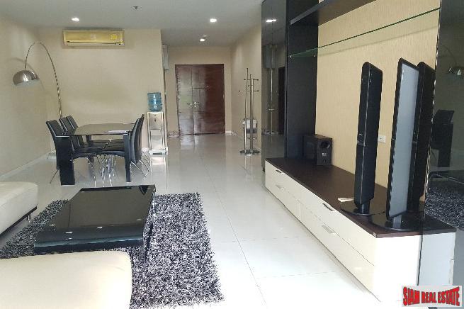 Sukhumvit City Resort Condo | Bright and Sunny Two Bedroom for Rent with Garden Views on Sukhumvit 11-9