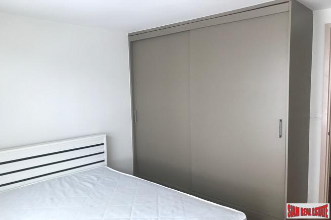 Siri On 8 | Convenient Two Bedroom Condo for Rent Located Near BTS Nana on Sukhumvit 8-6