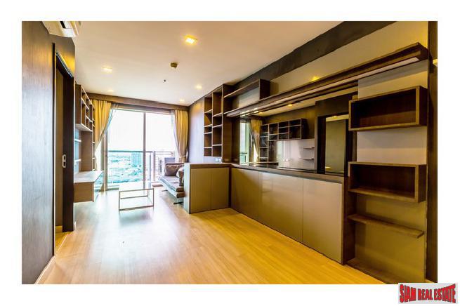 Sky Walk Condo | Spectacular City Views from the 32nd floor on Sukhumvit 69, Bangkok-12