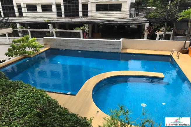 Viscaya Private Residence | Bright and Modern Three Bedroom Condo in Phrom Phong-18