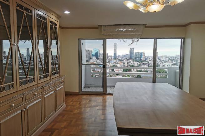 Regent on the Park 3 | Expansive City Views from This Three Bedroom Condo in Phrom Phong-11
