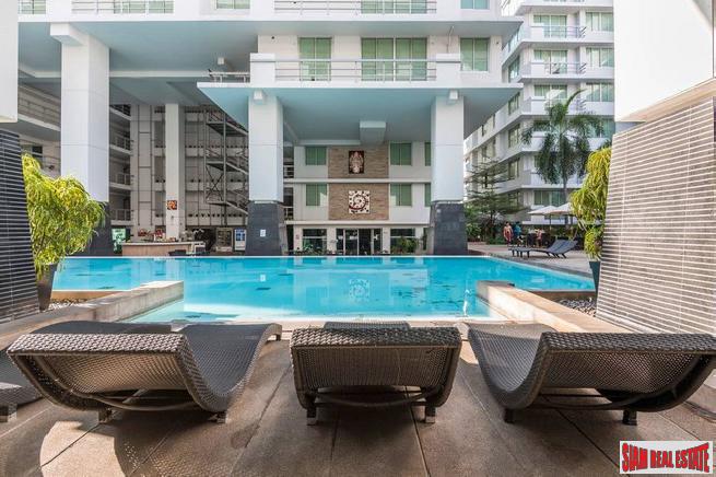The Waterford Sukhumvit 50 | Classy Resort Style Corner Unit 1 Bed Condo at Onnut, Sukhumvit Soi 50-13