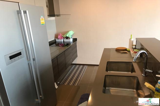 Teal Sathorn- Taksin | City Views from the 27th Floor of this Furnished Three Bedroom Condo in Wongwian Yai-2