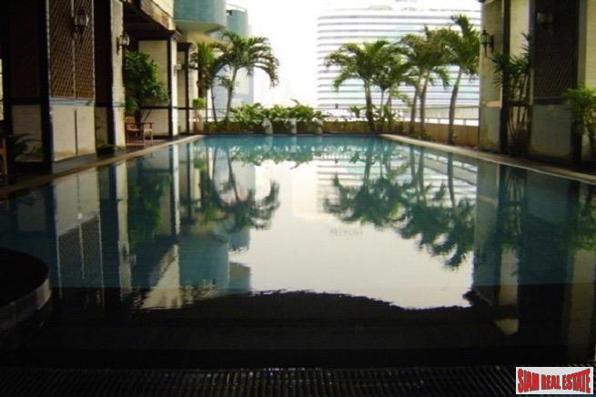 LAS COLINAS ASOKE | Extra Large Deluxe One Bedroom in the Sukhumvit Asoke Area of Bangkok-23