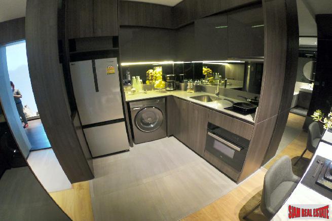 Luxury New Condo Nearing Completion by Japanese and Thai Developers Located between Thong Lor and Ekkamai - One Bed Units - Free Full Furniture or Cash Discount!-27