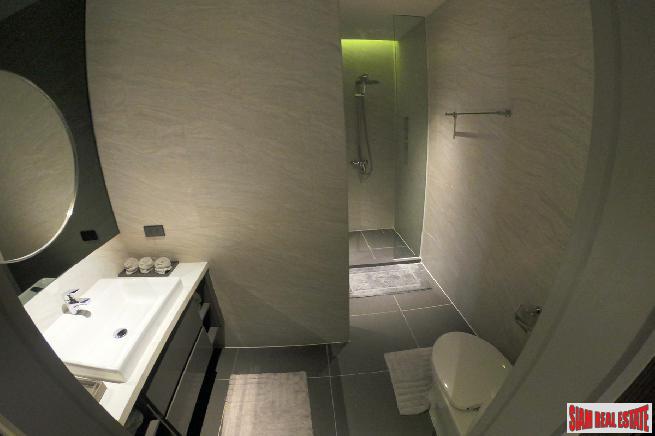 Luxury New Condo Nearing Completion by Japanese and Thai Developers Located between Thong Lor and Ekkamai - Two Bed Units - Free Full Furniture or Cash Discount!-18