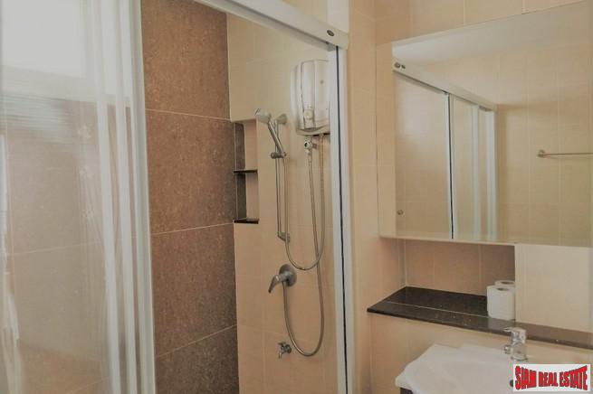 Baan Klang Muang S-Sense | Three Bedroom Three Storey Corner Home Perfect for a Family in Khwaeng Wang Thonglang-7