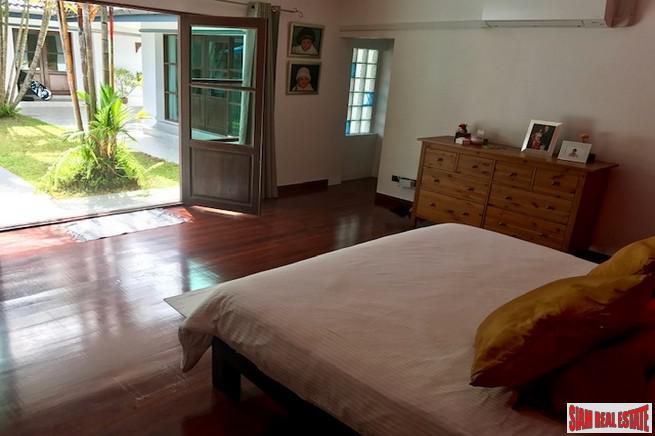 Loch Palm Cove | Large Courtyard Design Three Bedroom Pool Villa for Sale-22