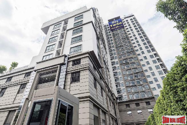 Newly Completed Classy High-Rise Condo at Wongwian Yai BTS, Sathorn