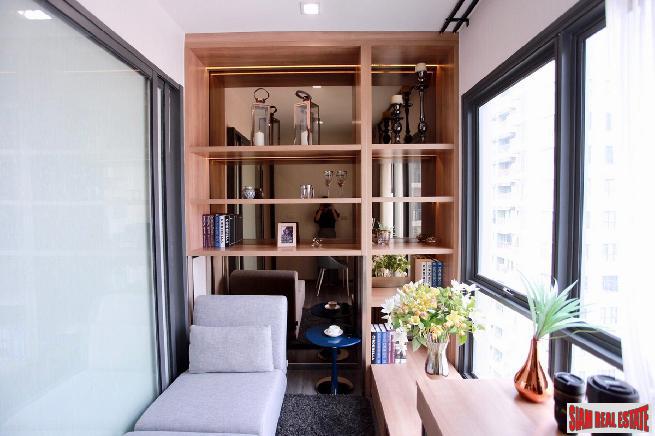 Newly Completed Classy High-Rise Condo at Wongwian Yai BTS, Sathorn-14