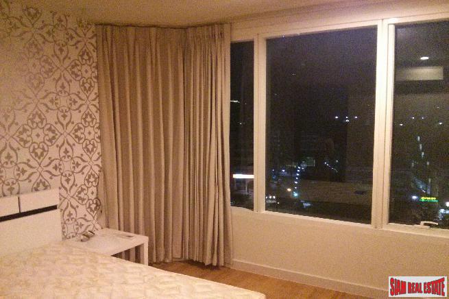 Watermark | Stunning Three-Bedroom Riverside Condominium for Sale in Bangkok-4