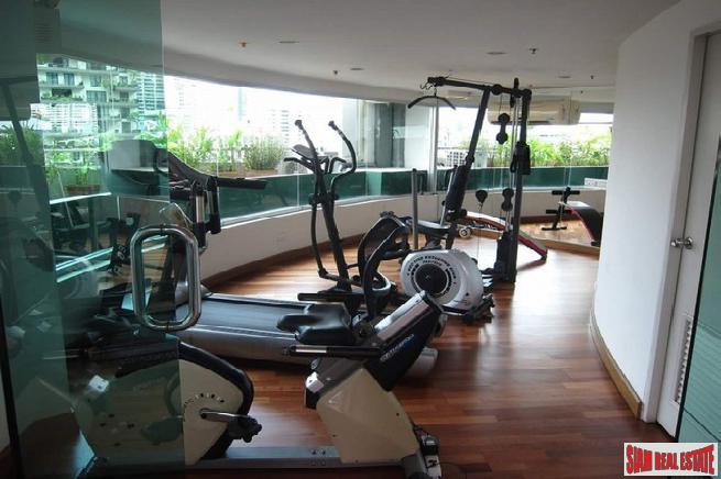 Unique 4 Bed Duplex Condo with Panoramic Views at Asoke, Bangkok-19