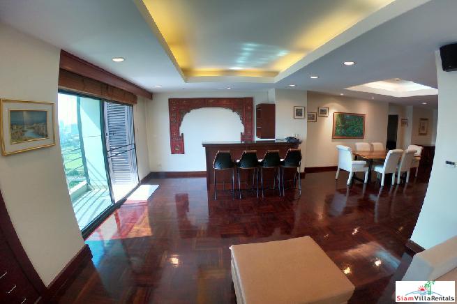 Baan Somthavil | Extra Large Three Bedroom for Rent with Views of Lumpini Park and Royal Bangkok Sport Club in Ratchadamri-20