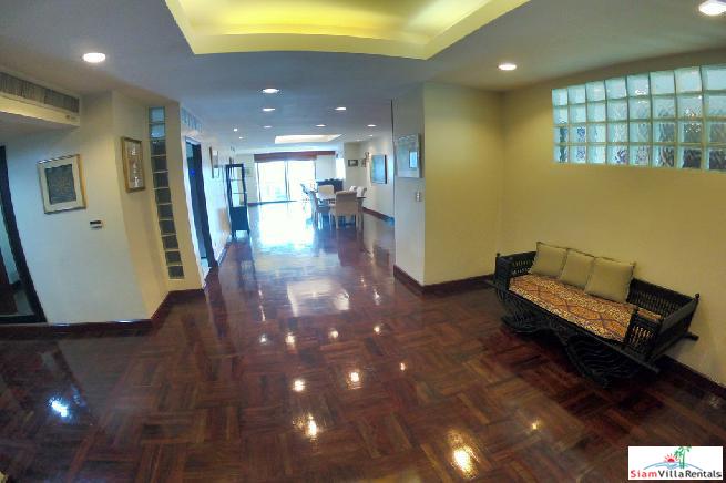 Baan Somthavil | Extra Large Three Bedroom for Rent with Views of Lumpini Park and Royal Bangkok Sport Club in Ratchadamri-24