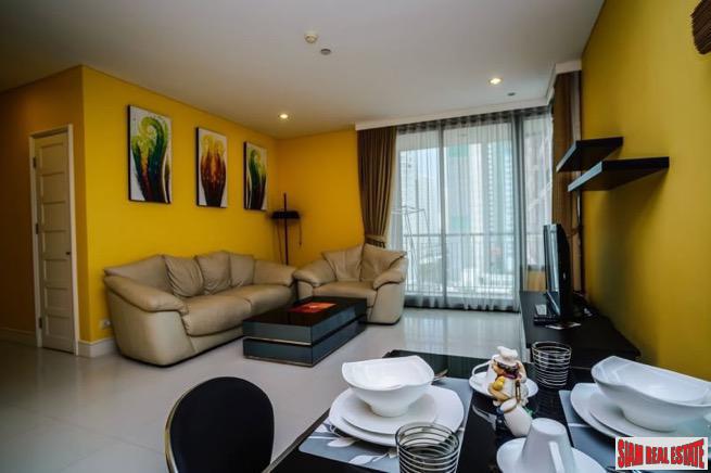 Aguston Sukhumvit 22 | Dynamic Deluxe Two Bedroom Condo with Extras in Phrom Phong-3