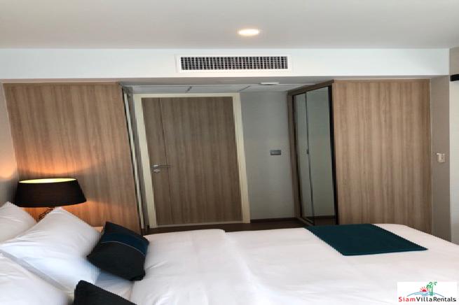 Na Vara Residence | Bright and Sunny One Bedroom Pool View Condo for Rent in Chit Lom-10