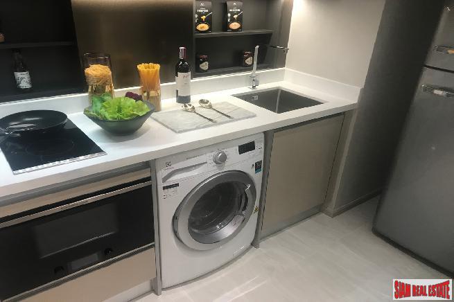 Prestige-Luxury High-Rise Condo by Leading Thai Developers at Siam next to BTS Ratchathewi - 1 Bed Units-9