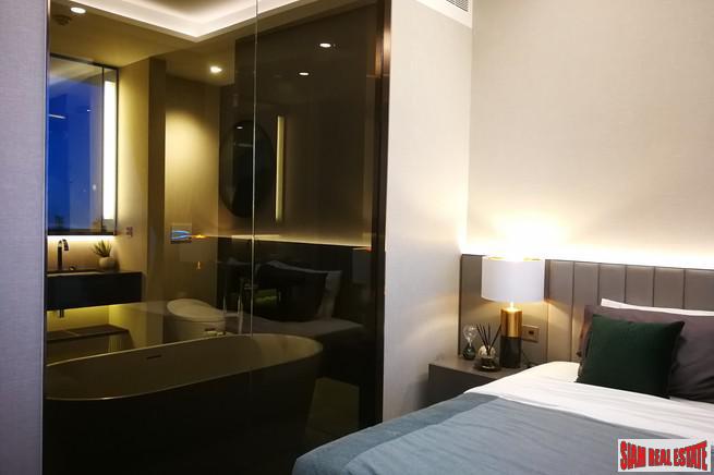 Super Luxury Off-Plan High-Rise Condo in the Best Location at Phrom Phong-16