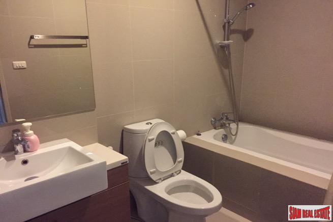 Noble Refine | Large and Nicely Decorated Two Bedroom Condo Near Major Phrom Phong Shopping & BTS-9