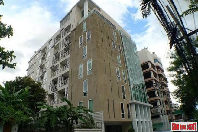 The Alcove 49 | Spacious Thong Lo One Bedroom Condo on Top Floor of Low-Rise Condo-0