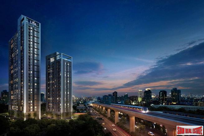 Life 48 | Bright and Cheerful Two Bedroom Phra Khanong Condo with Amazing City Views-1