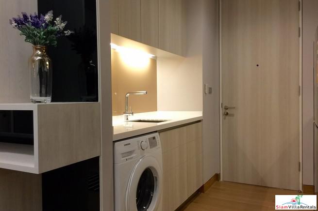 The Lumpini 24 | Elegant Two Bedroom Condo for Rent with City Views in Phrom Phong-13