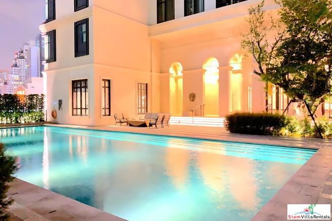 Diplomat 39 | Classic One Bedroom Condo with Pool View just a One Minute Walk from BTS Phrom Phong