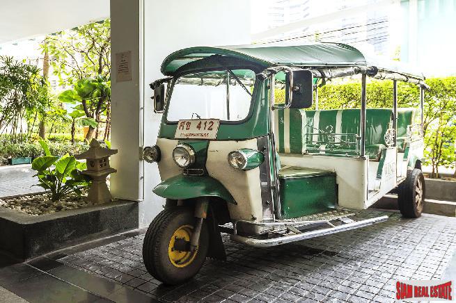 Wind Sukhumvit 23 | Two Bed Asoke Corner Quality Condo on High Floor with City Views-25